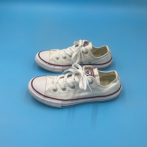 Converse Chuck Taylor Low Sneakers - Picture 2 of 5